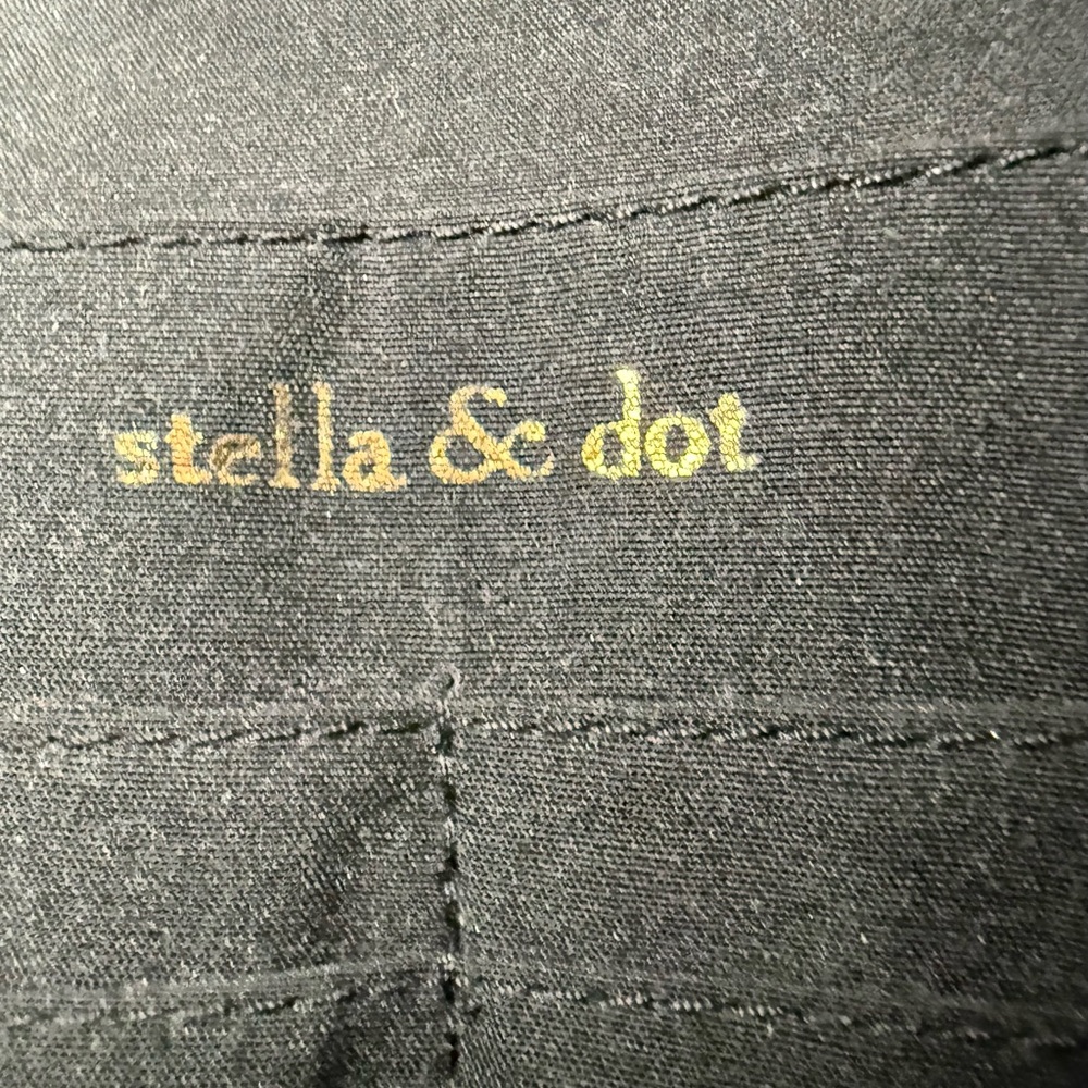 Stella & Dot Black Fabric woven‎ Clutch with Gold Logo - Picture 4 of 6